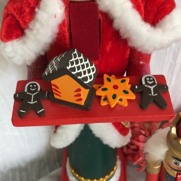 Christmas Nutcrackers wooden Mrs Santa Claus with cookies & smaller sold… - Picture 2 of 12